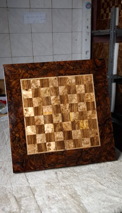 تخته نرد پشت شطرنجی گره و جوش چوب گردو